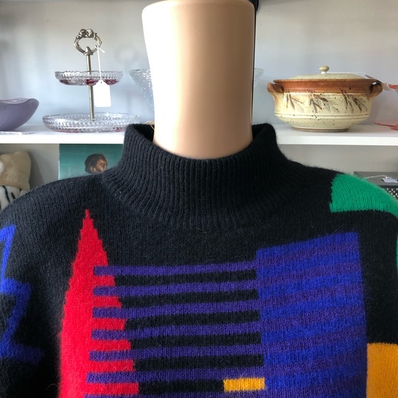 1991 Knit Lambswool Abstract Shapes Sweater | IB Diffusions - Picture 2 of 8